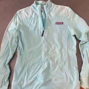 Womens vineyard vine 1/4 zip. Size xs
